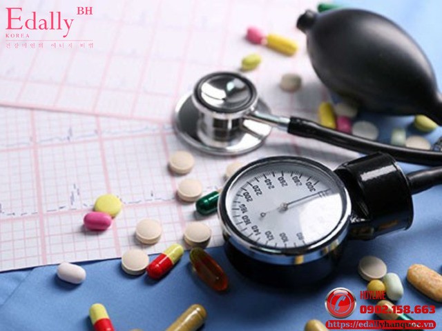 Cần làm gì khi lỡ quên uống thuốc huyết áp?