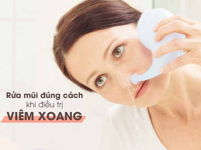 Rửa mũi với nước muối giúp giảm và ngừa viêm xoang hiệu quả