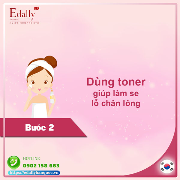 Sử dụng toner giúp làm se lỗ chân lông để có làn da mềm mịn