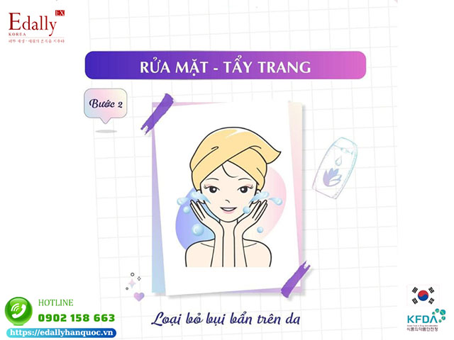 Rửa mặt, tẩy trang để làm sạch da trước khi đắp mặt nạ