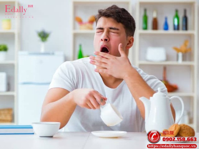 Mệt mỏi sau bữa ăn: Nên làm gì và không nên làm gì?