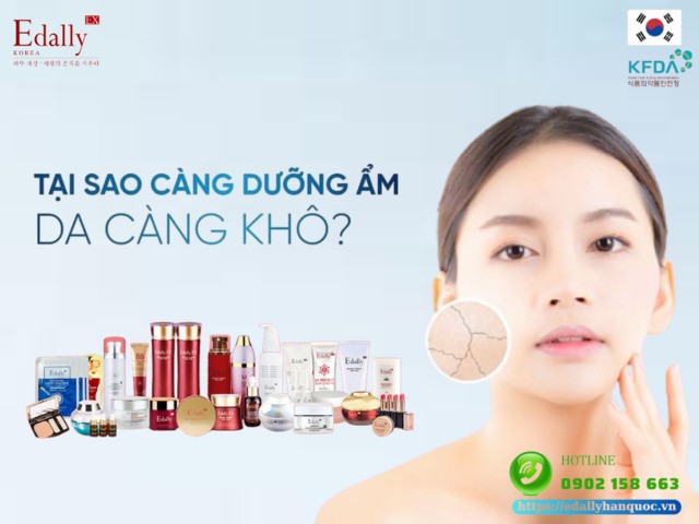 Tại sao càng dưỡng ẩm da càng khô và làm sao để khắc phục?