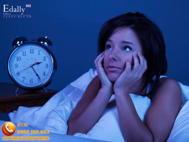 Thường xuyên tỉnh giấc lúc 2-3 giờ sáng - Dưới góc nhìn y khoa, cơ thể đang cảnh báo điều gì?